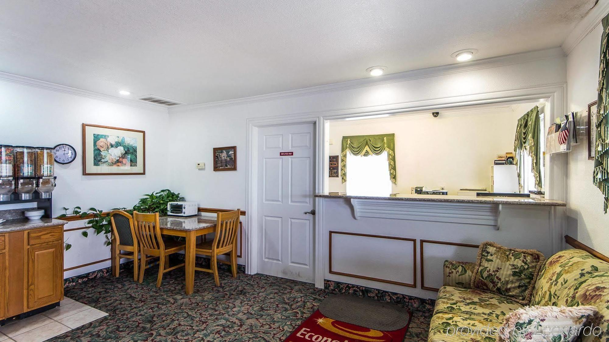 Econo Lodge Bartlesville Hwy 75 Exterior photo