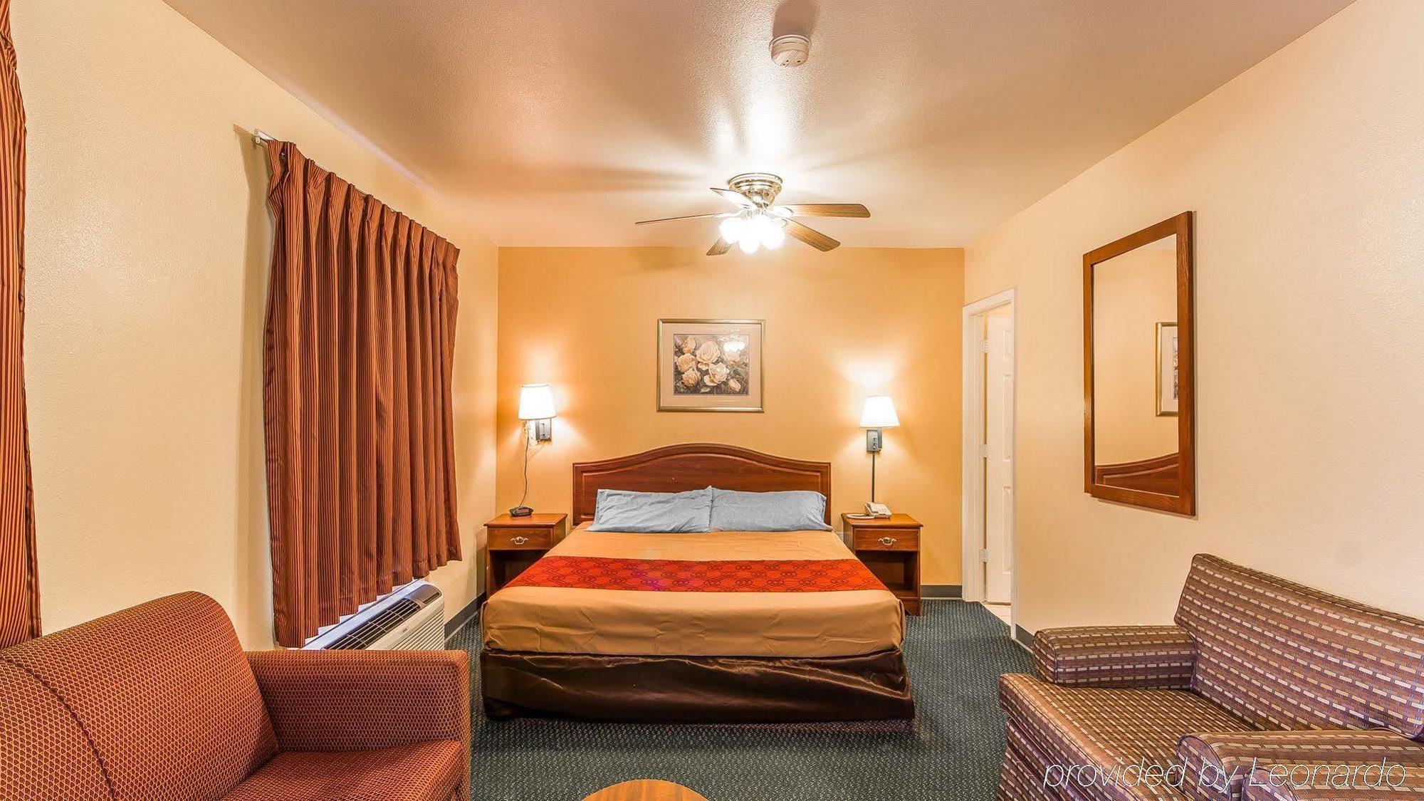 Econo Lodge Bartlesville Hwy 75 Exterior photo